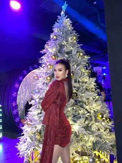 Adele escort in London
