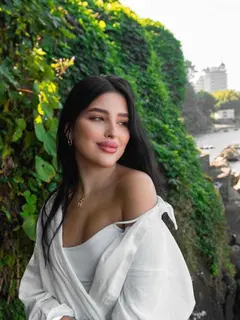 Arina escort in London