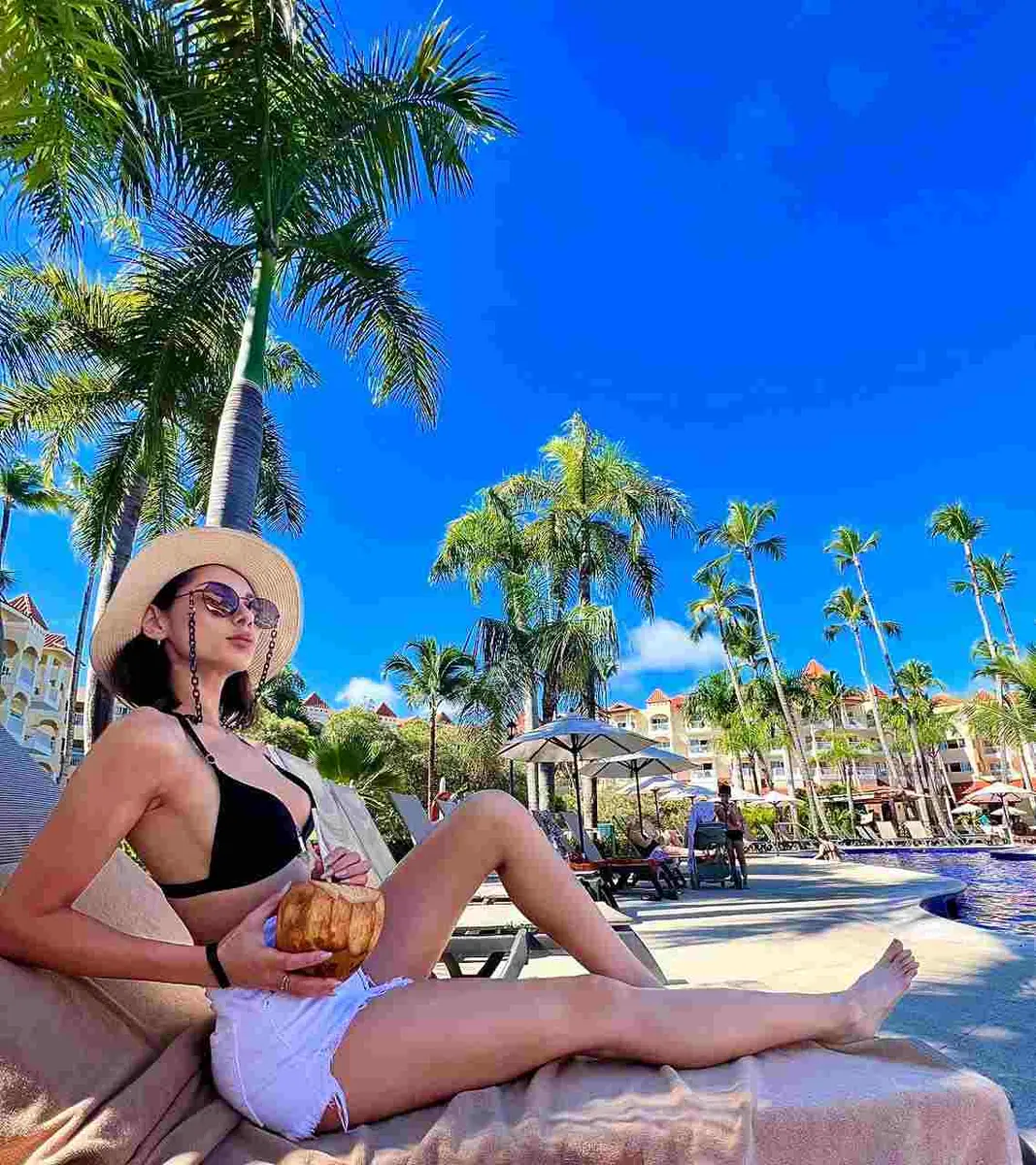 Colibra escort in London
