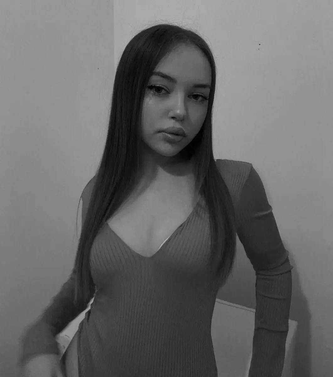 Evva escort in London