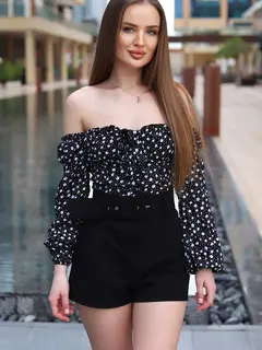 Hanna escort in Paris