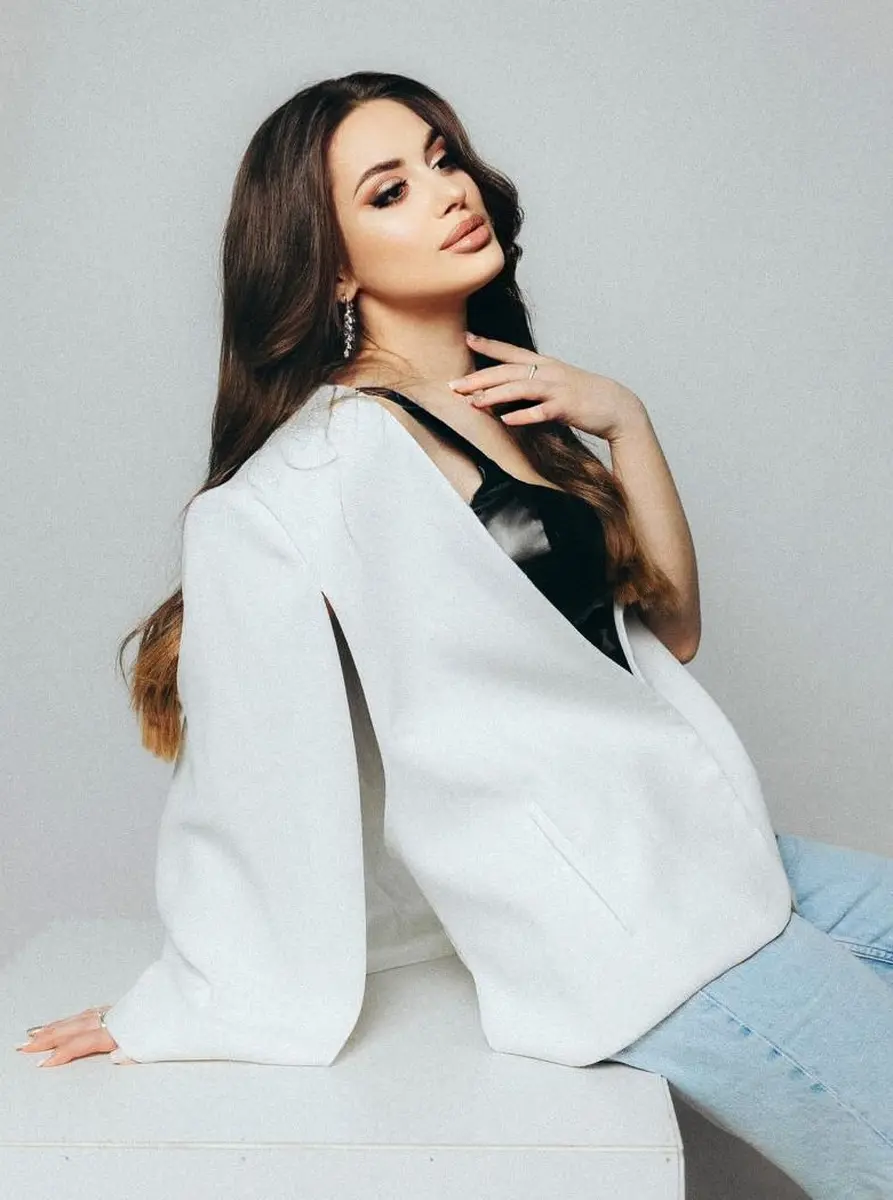 Julietta escort in Paris