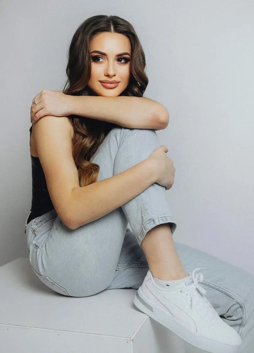 Julietta escort in Paris