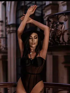 Katherine escort in London