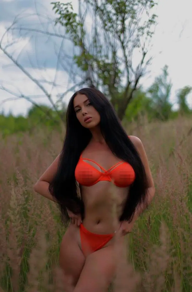 Katya escort in London