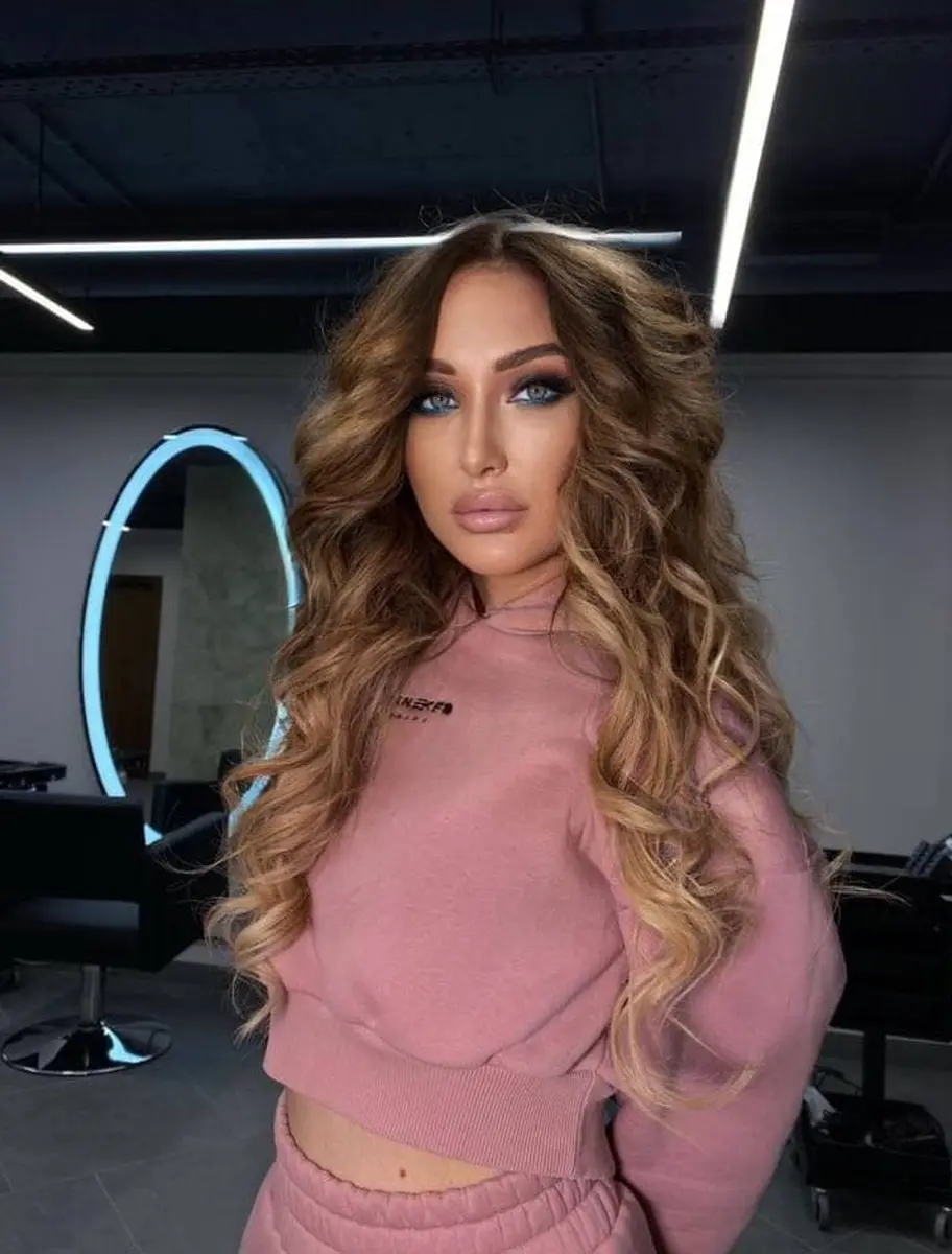 Selena escort in London