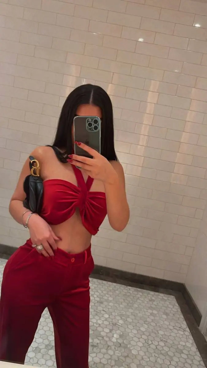 Selima escort in London