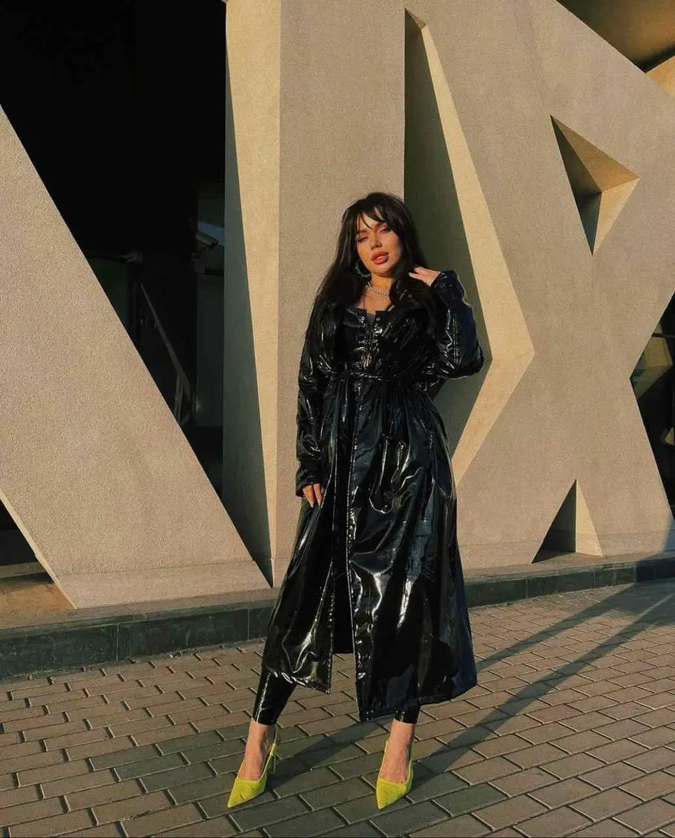 Tina escort in London
