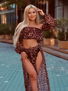 Vikky escort in Paris