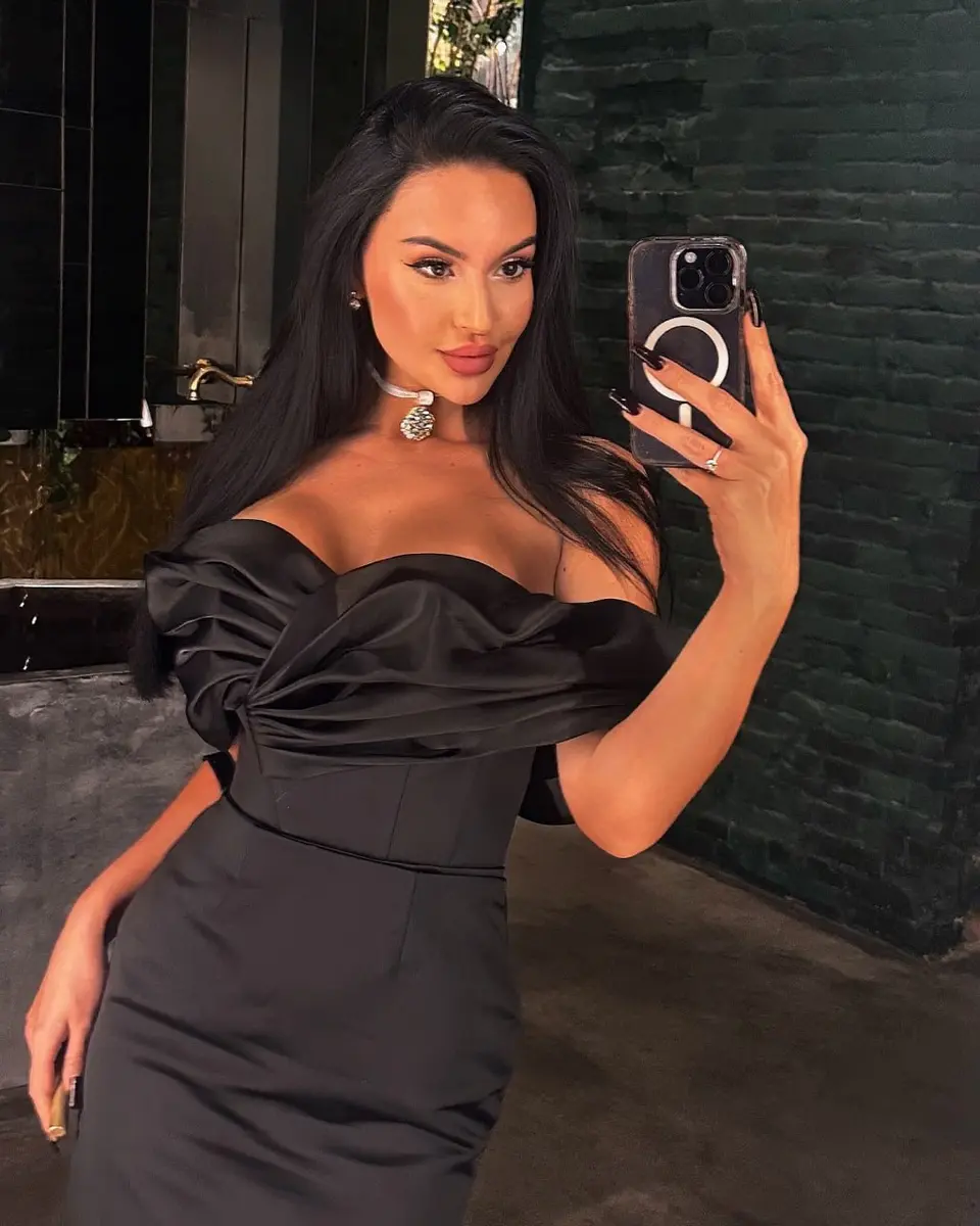 Zlata escort in Paris