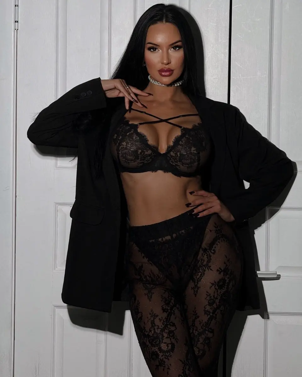 Zlata escort in Paris