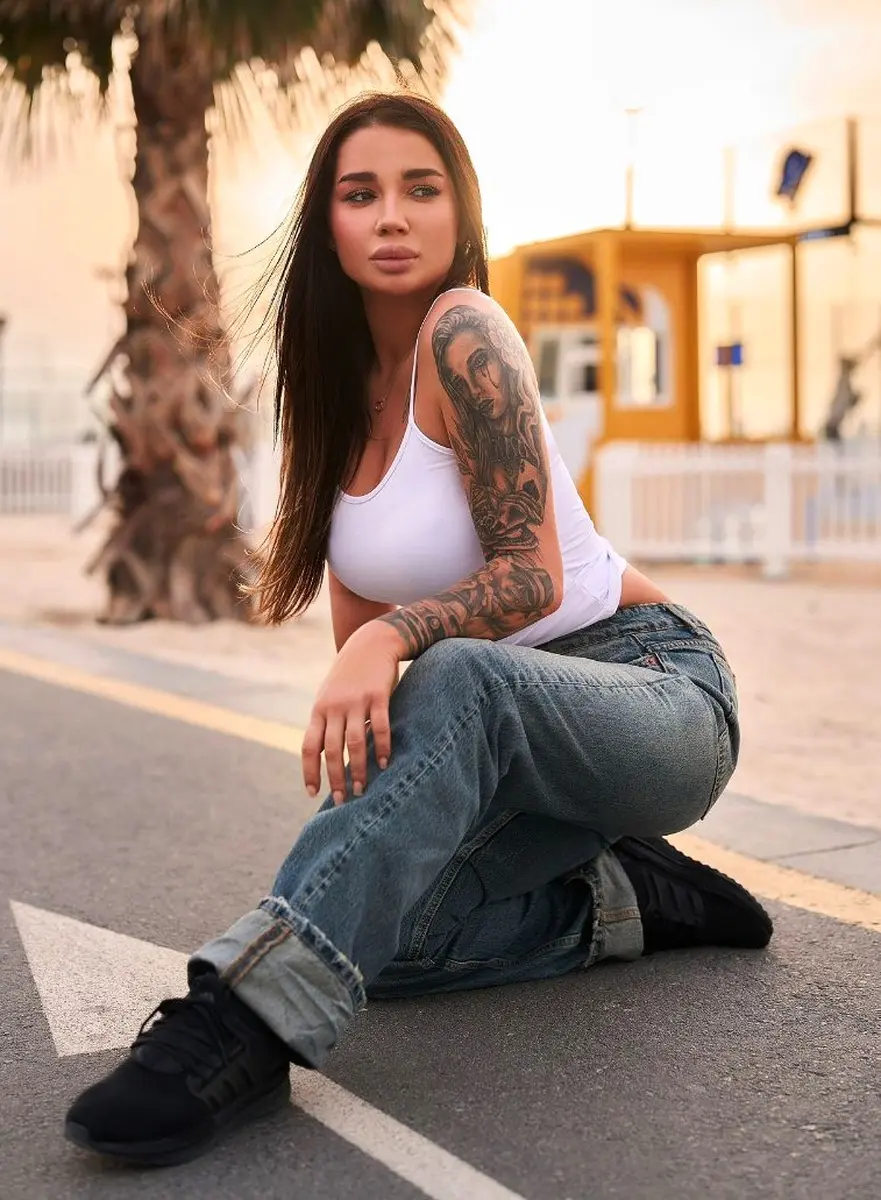 Zlata escort in Paris